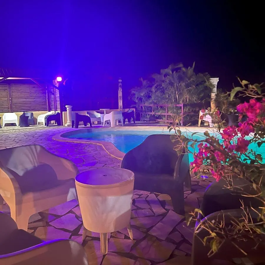 Rubis-Villa Le Colibri Dubédou